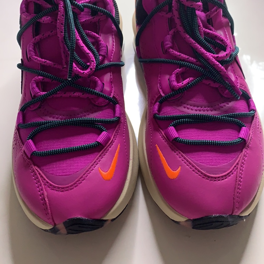 Nike Air Max Viva 7.5 hyper magenta sneaker - Picture 3 of 10